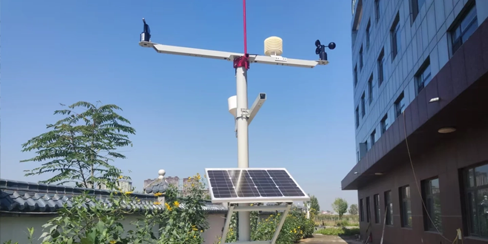 Анемометър