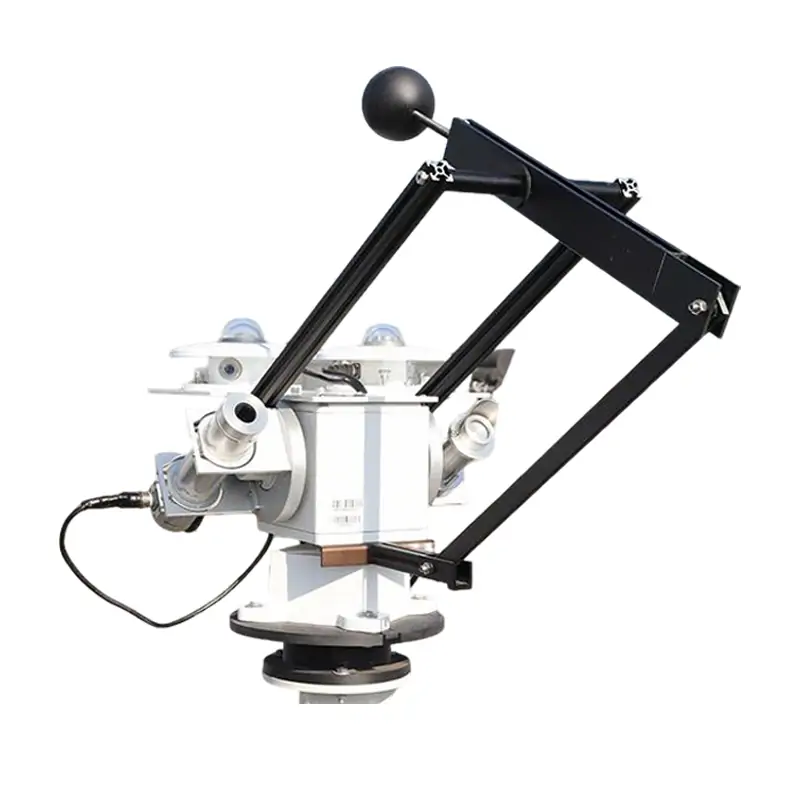 Automatic tracking solar radiation measurement system