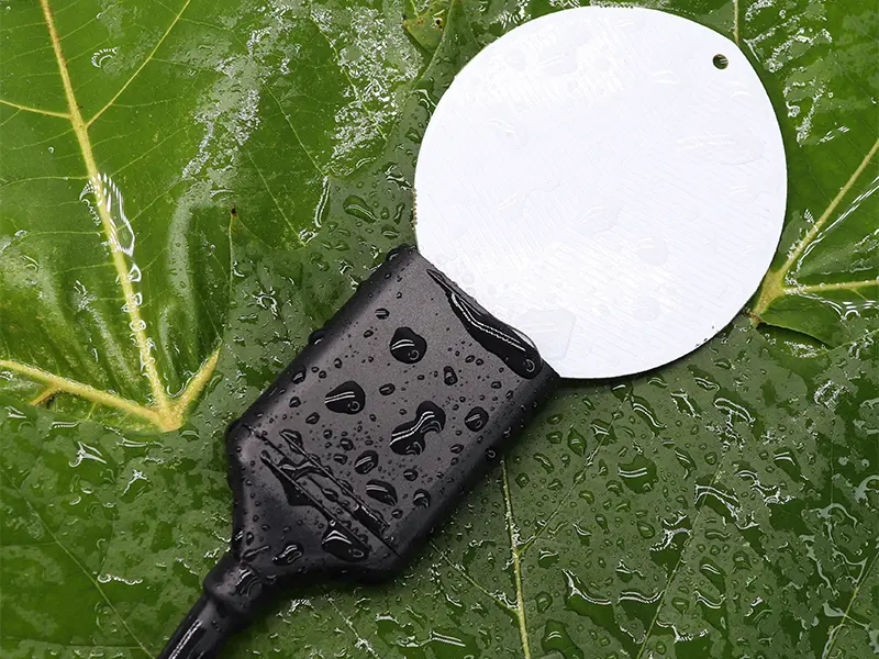 Leaf Surface Temperature and Humidity