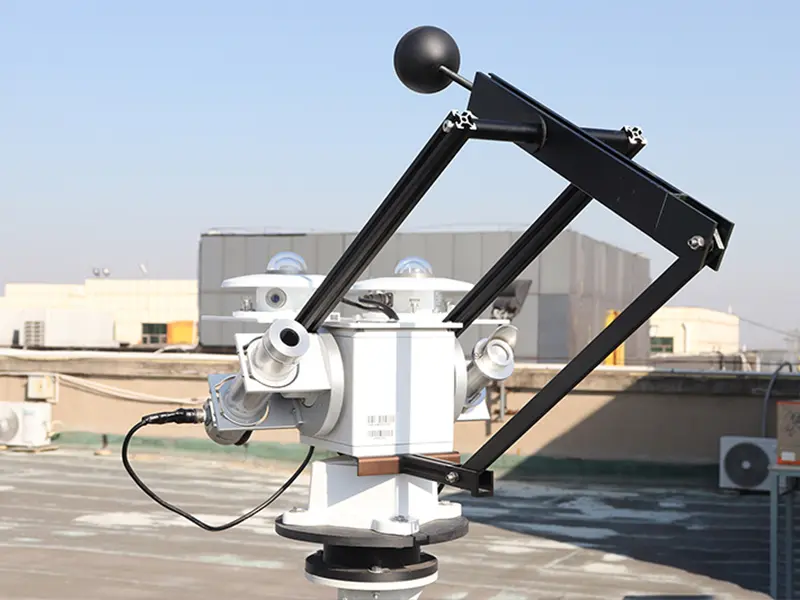 SAUT Automatic tracking solar radiation