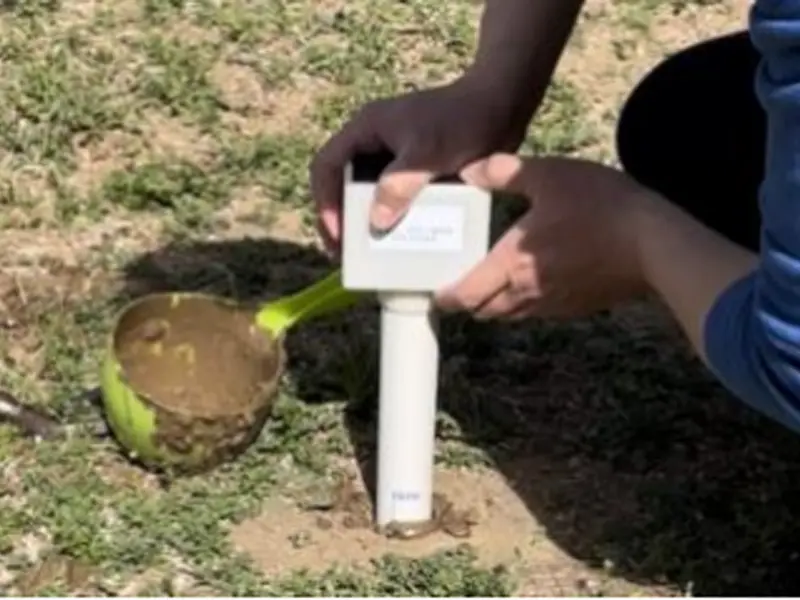 Тръбен инструмент за мониторинг на почвата