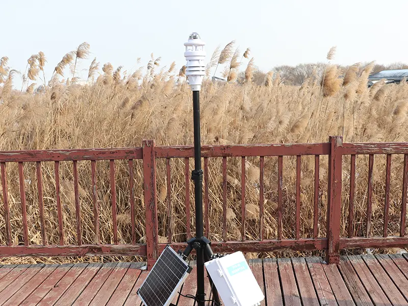 XF700 All-in-One Weather Station