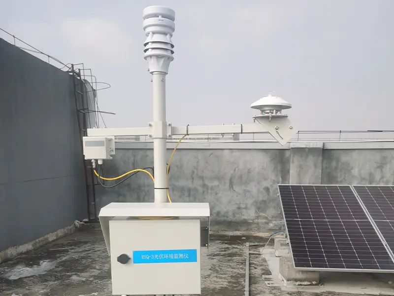 solar powered weather station