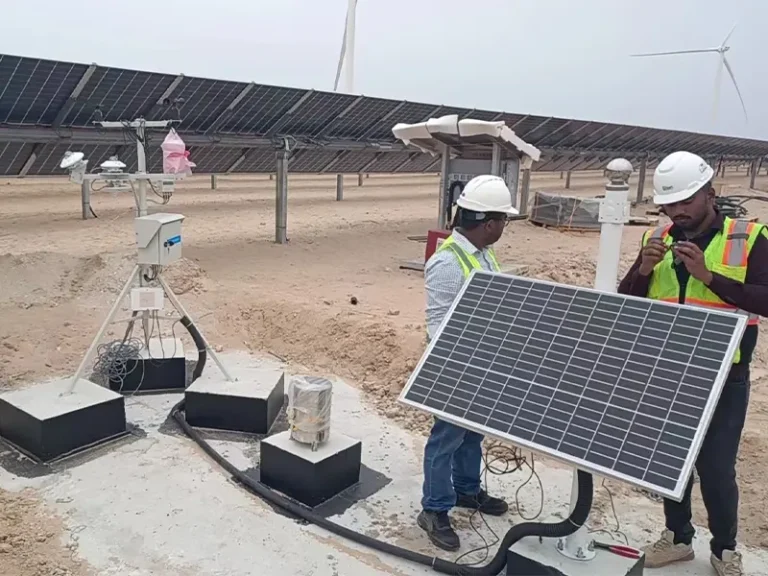 sensores meteorológicos para ambientes adversosimpacto da poeira em painéis solares