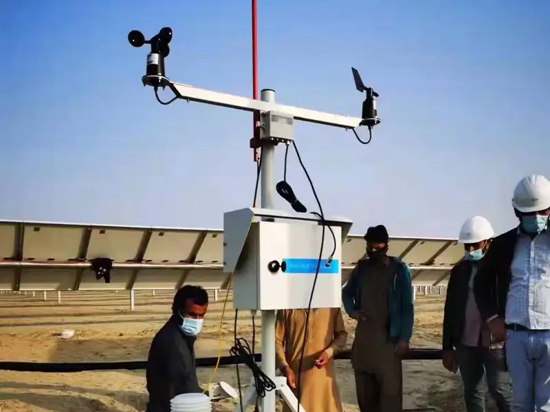 three-cup anemometer